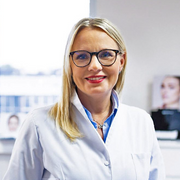 Dr. Claudia Vetter